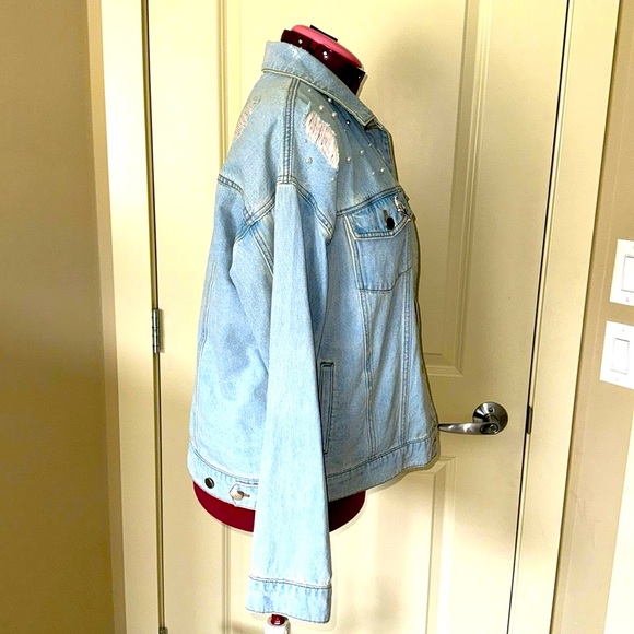 Denim jacket decorated with pearls. Size L women. - Picture 5 of 8